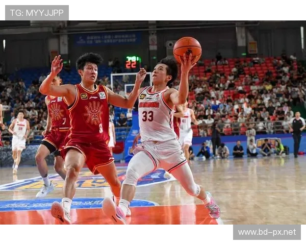 足球明星如何评价CBA联赛？体育互通视角对话