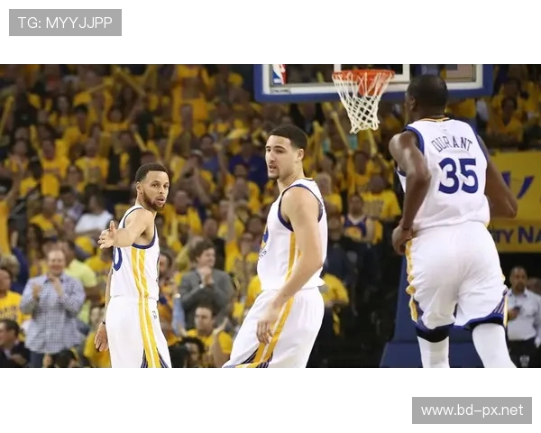 金州勇士“海啸兄弟”组合的崛起与成就